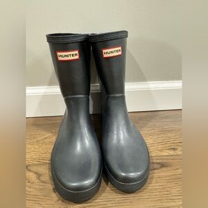 Hunter kids boots size 2